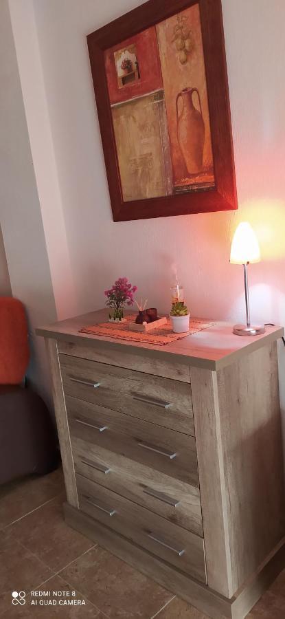 Estudio Wifi Bano 1 Sofa Cama Doble Piscina Playa 100Mts Торевьиа Экстерьер фото